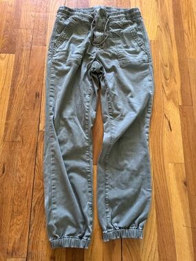 American Eagle Drawstring Pants in Olive Green
